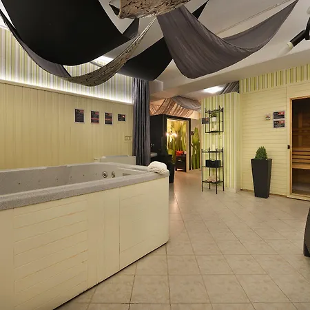 Parkhotel Morris Hotel 4*